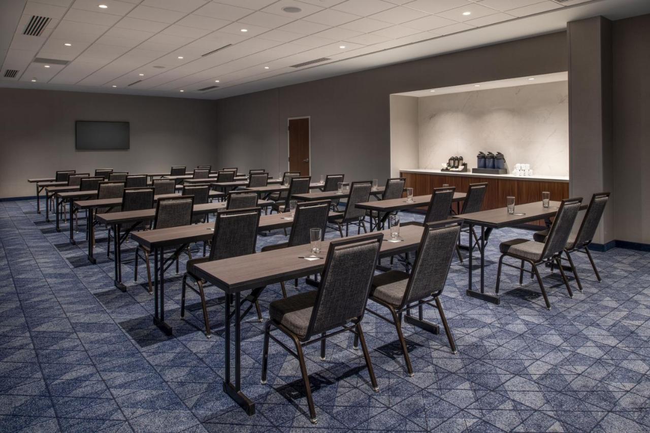 Courtyard By Marriott Olympia Hotel ภายนอก รูปภาพ
