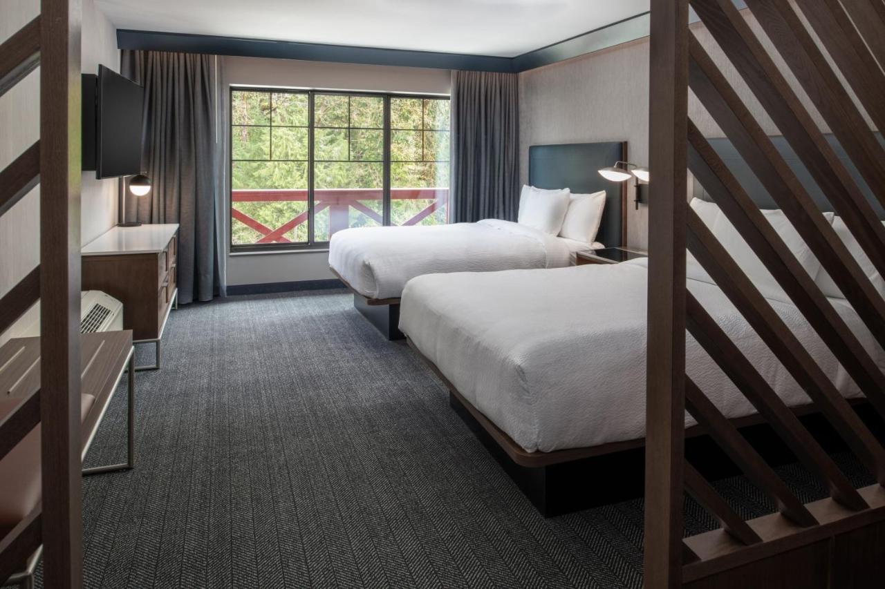 Courtyard By Marriott Olympia Hotel ภายนอก รูปภาพ